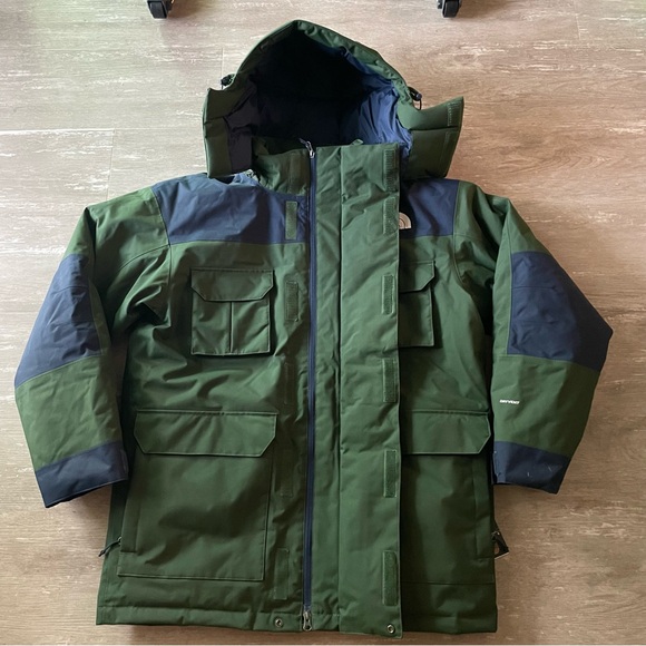 Sold NWT The North Face Men’s Coldworks Insulated Parka Jacket (green and blue) - Picture 3 of 13
